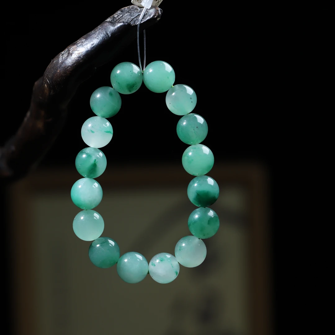 【小娟珠宝】天然冰感非洲翠手串  TX05-G55 多样性发其一