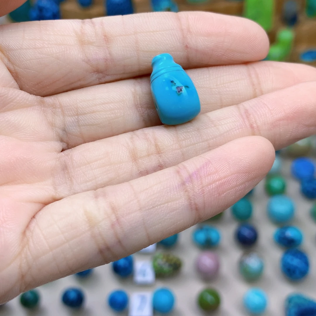 绿松石未镶嵌三彩随行