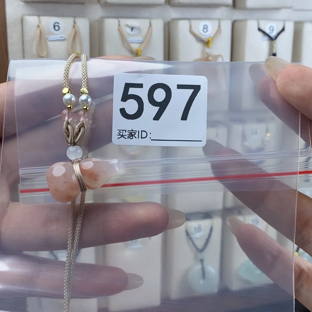 玛瑙/玉髓颈饰合金张****4