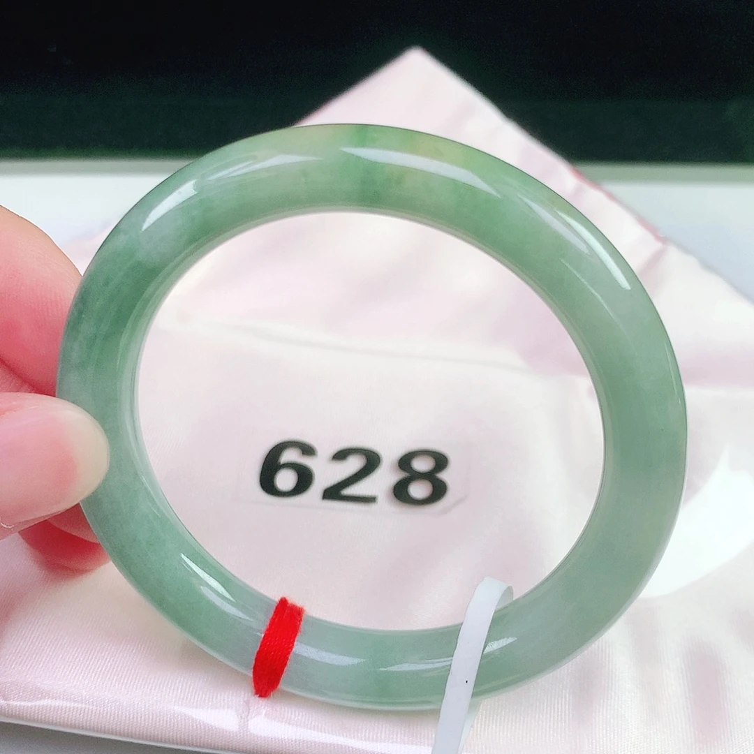未镶嵌手镯（圆镯）翡翠628