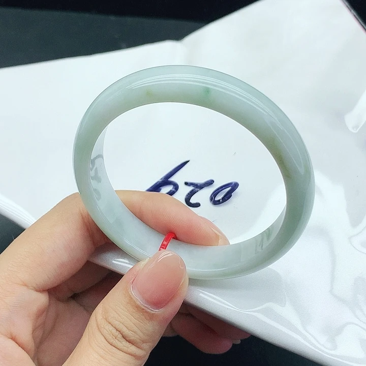 未镶嵌手镯翡翠029