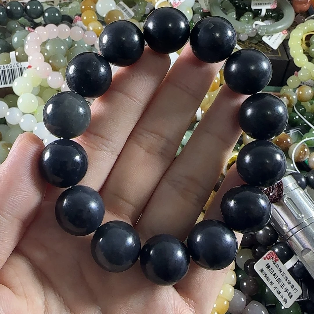 未镶嵌手链和田玉83
