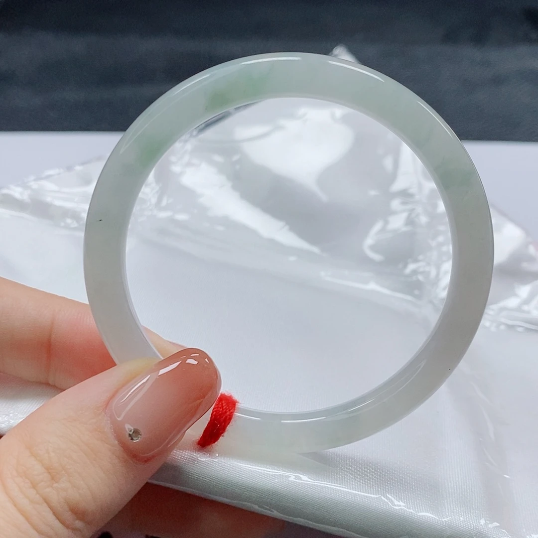 【闪购商品】未镶嵌手镯（圆镯）翡翠405号