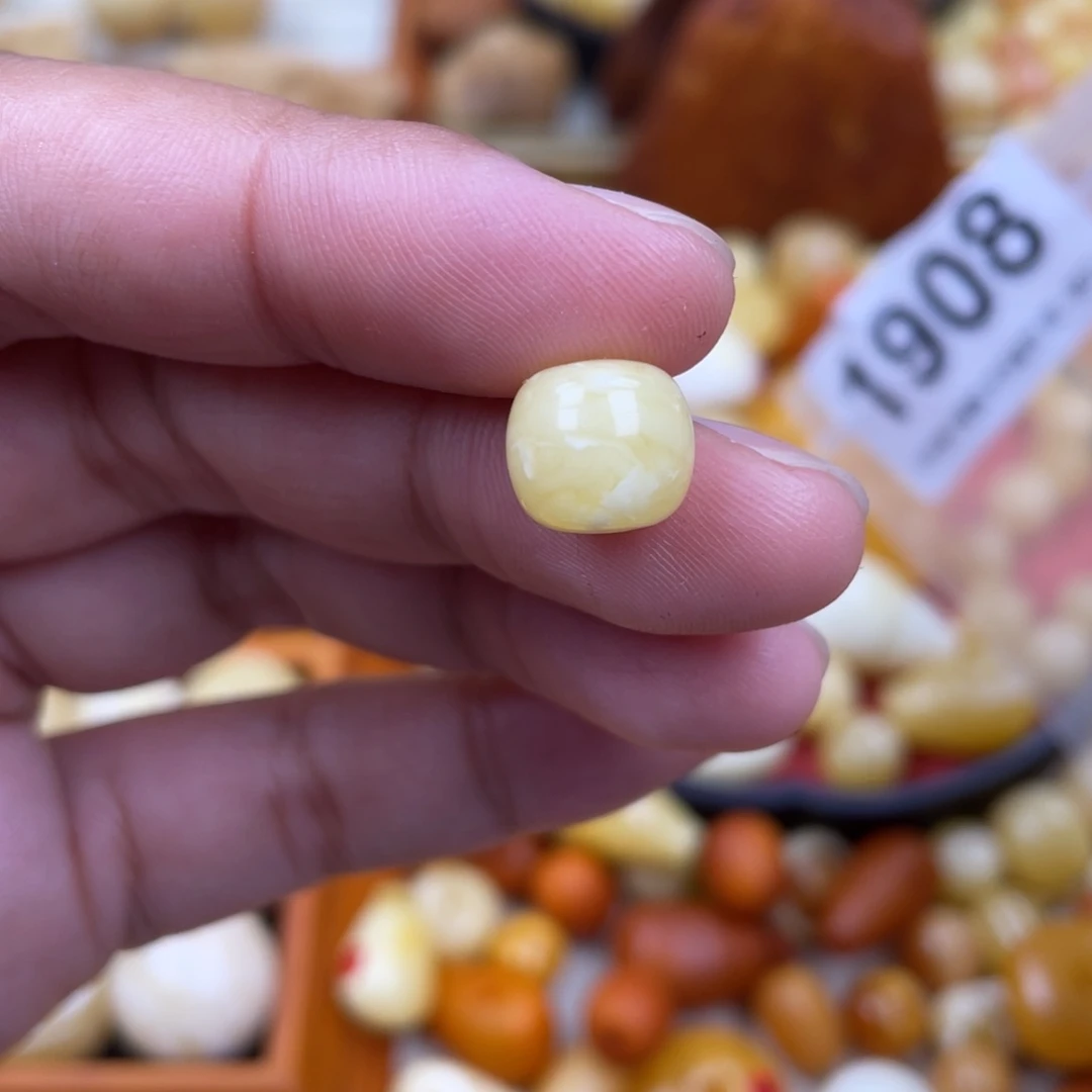 未镶嵌蜜蜡珠宝奇石10.5