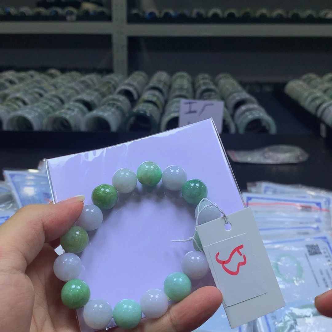 翡翠手镯未镶嵌566777999