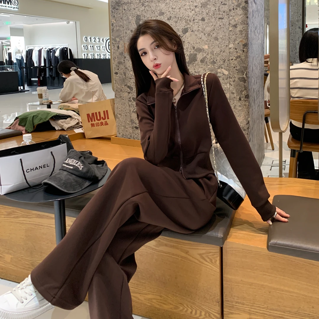 韩系早秋穿搭套装2025新款爆款减龄显瘦运动休闲卫衣阔腿裤两件套