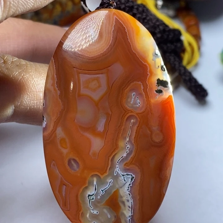 玛瑙/玉髓颈饰未镶嵌