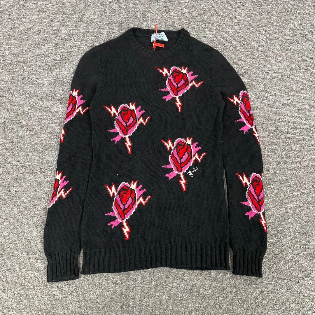 95新 Prada/普拉达 科学坏人 闪电玫瑰 针织毛衣 黑色 40码