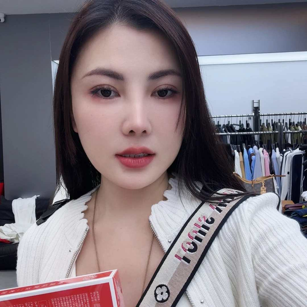 独家定制红红红红色