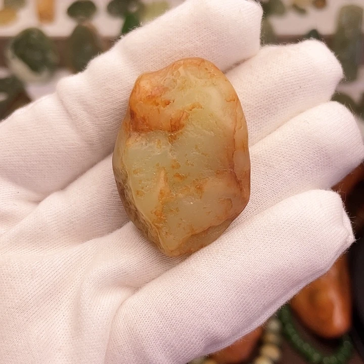 岫岩河磨玉（透闪石质玉）颈饰未镶嵌