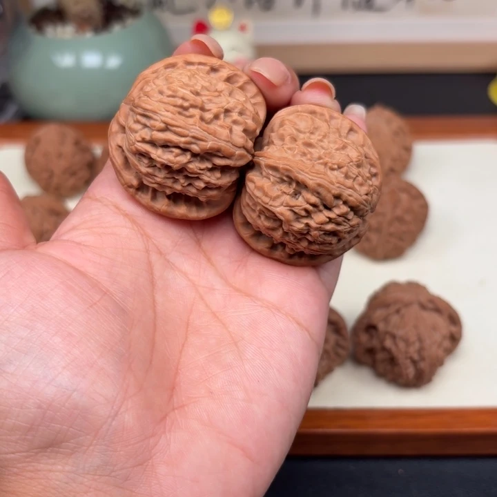 把件文玩核桃冷*锯全品白狮子42