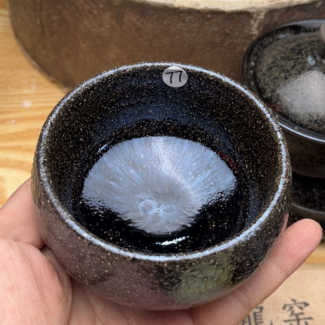 茶盏义兴龙窑坚持真柴烧