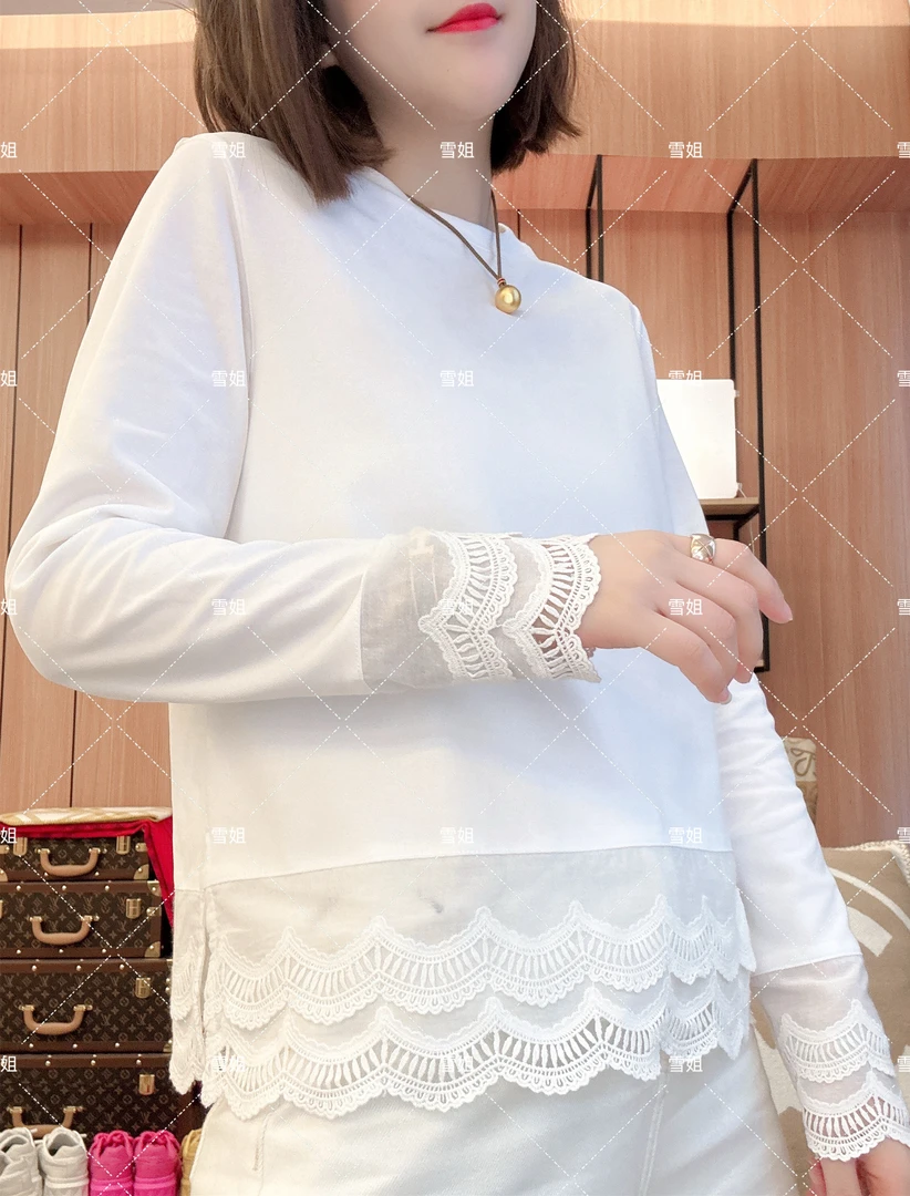 雪姐服饰「短款侧开叉蕾丝」圆领显瘦下摆开叉拼接蕾丝长袖宽松T恤