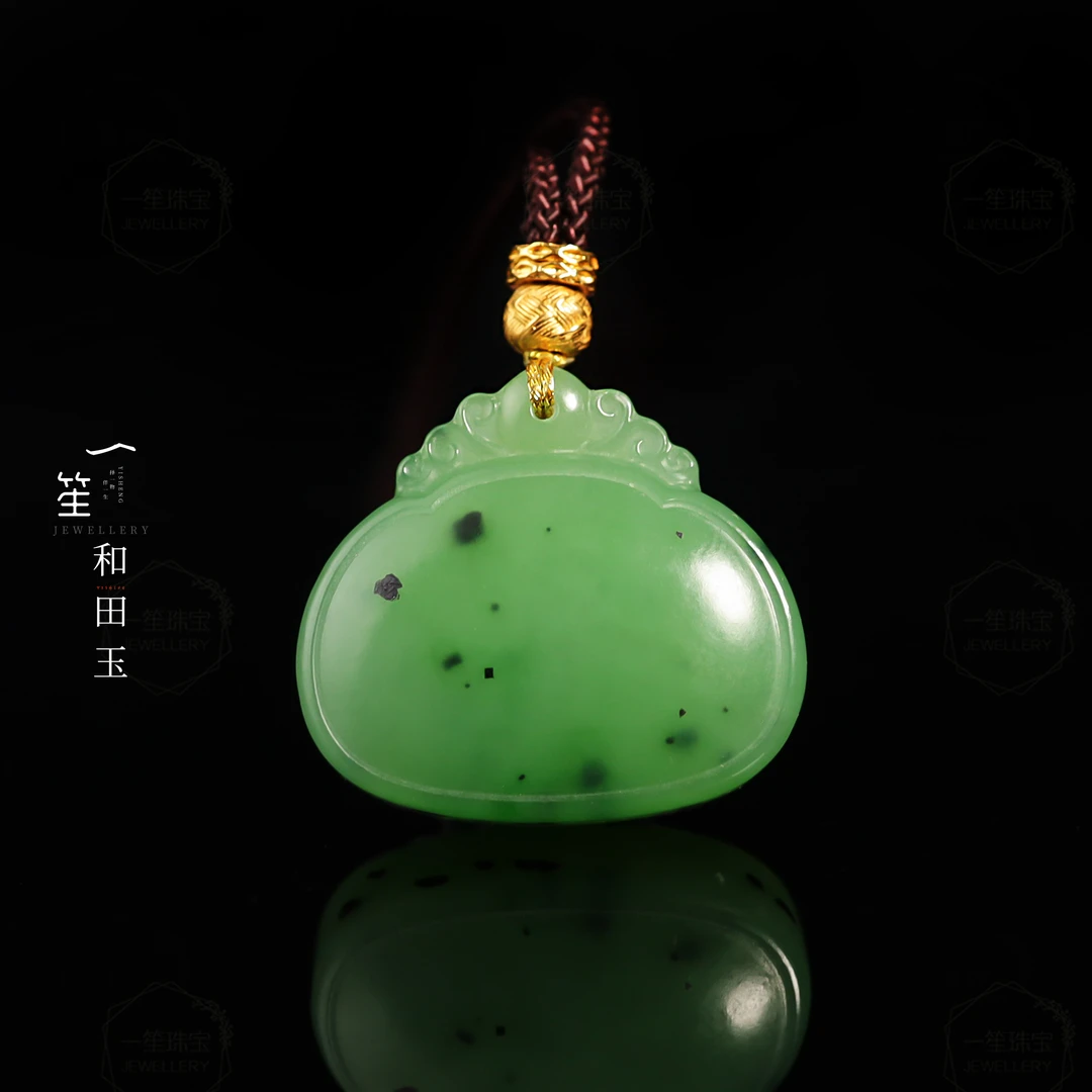 【一笙珠宝】天然和田玉乌兰海苹果绿吊坠18k金镶 DY6515