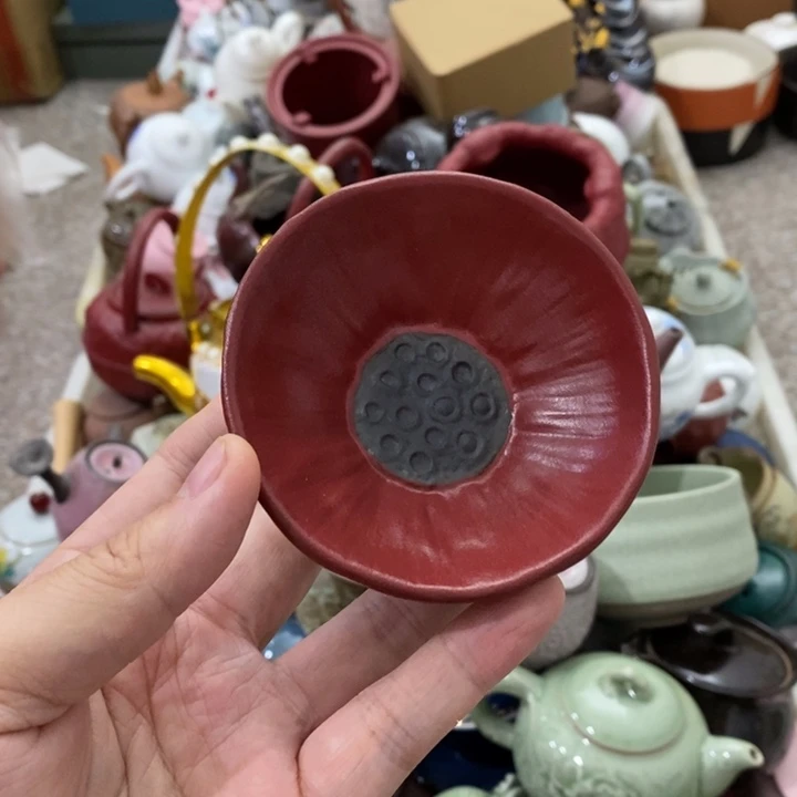 陶瓷艺术品及陶瓷壶