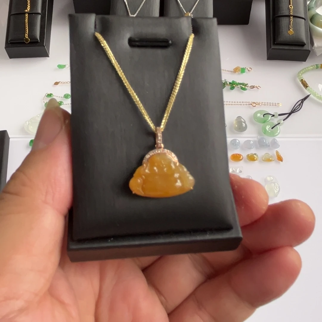 翡翠18K金镶嵌颈饰18K镶嵌银链