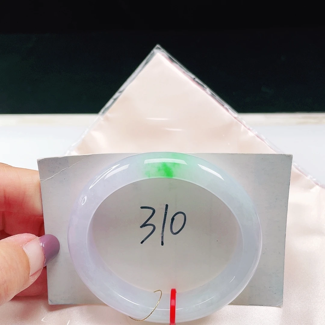 翡翠未镶嵌手镯（贵妃镯）缅甸翡翠53+