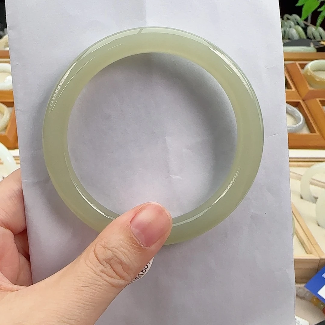 和田玉手镯未镶嵌62