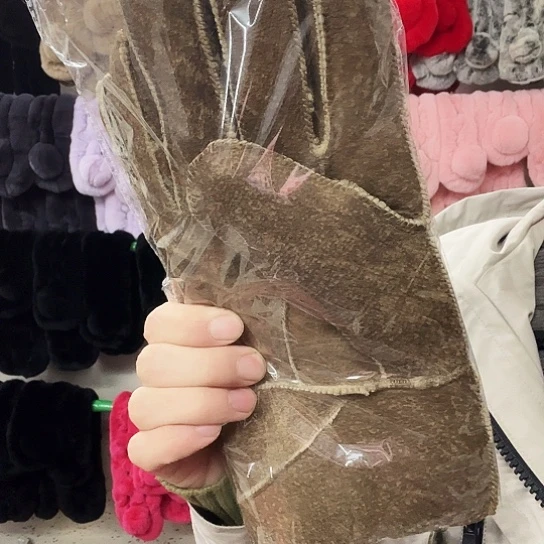 绵羊毛羊毛手套一对