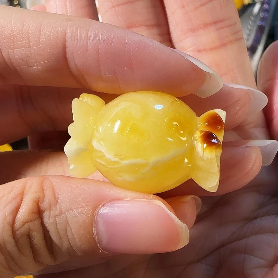 蜜蜡未镶嵌颈饰瓷白花虎皮纹糖果