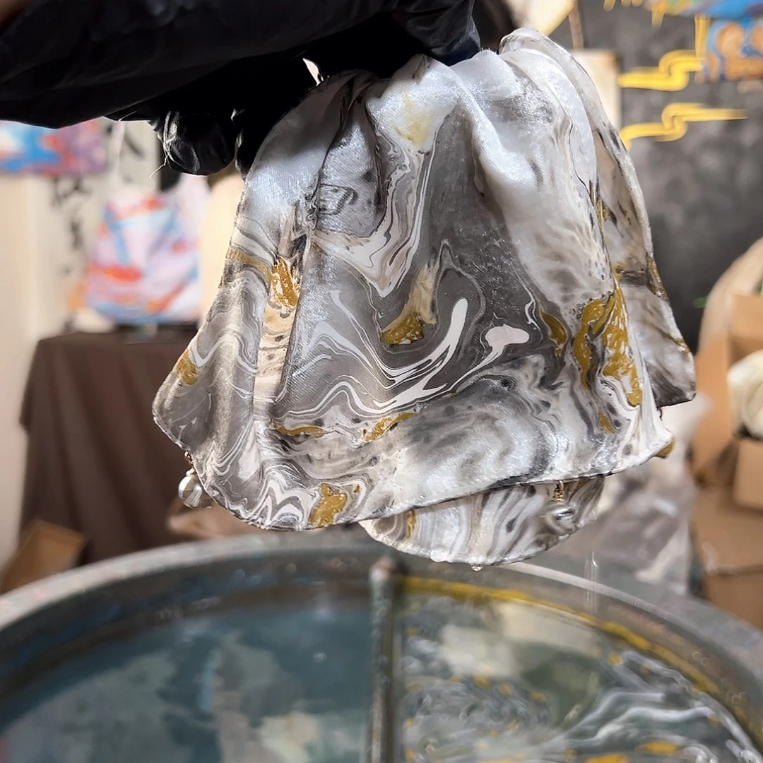 270裙摆抓夹熔岩金