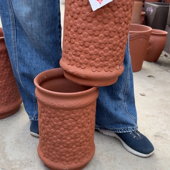 紫砂花盆口20高30瑕疵小花模糊