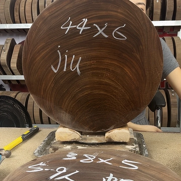 木j****g正宗蚬木原木菜板