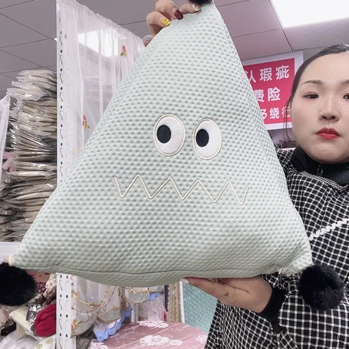 毛绒啦咯啦咯啦咯啦咯啦