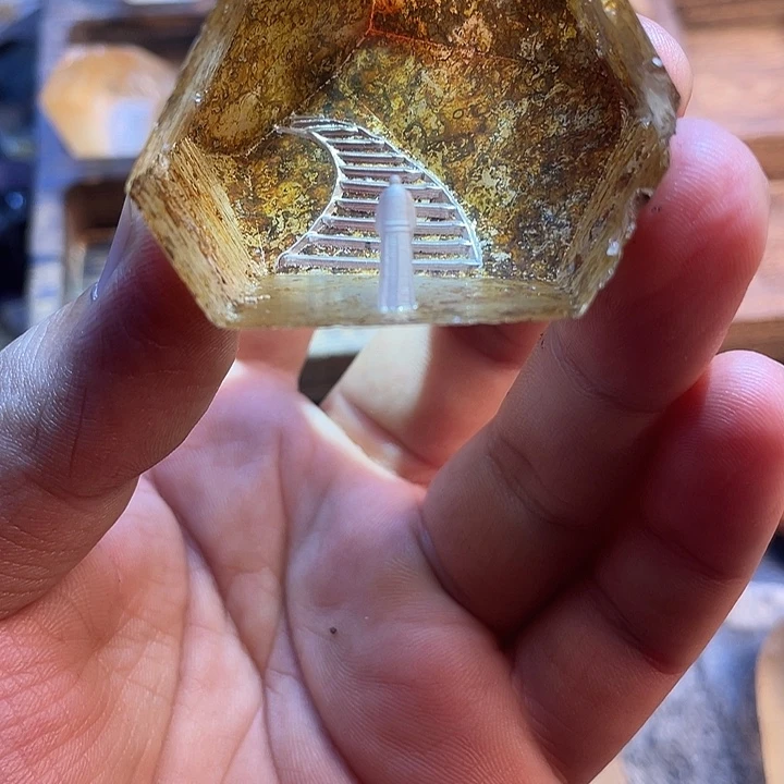 未镶嵌珠宝半成品水晶