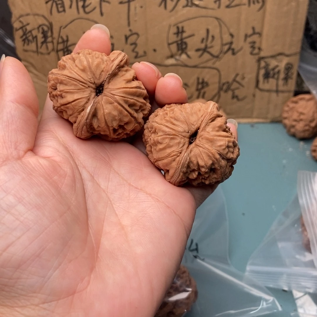 奔***兽吊坠文玩核桃元宝59