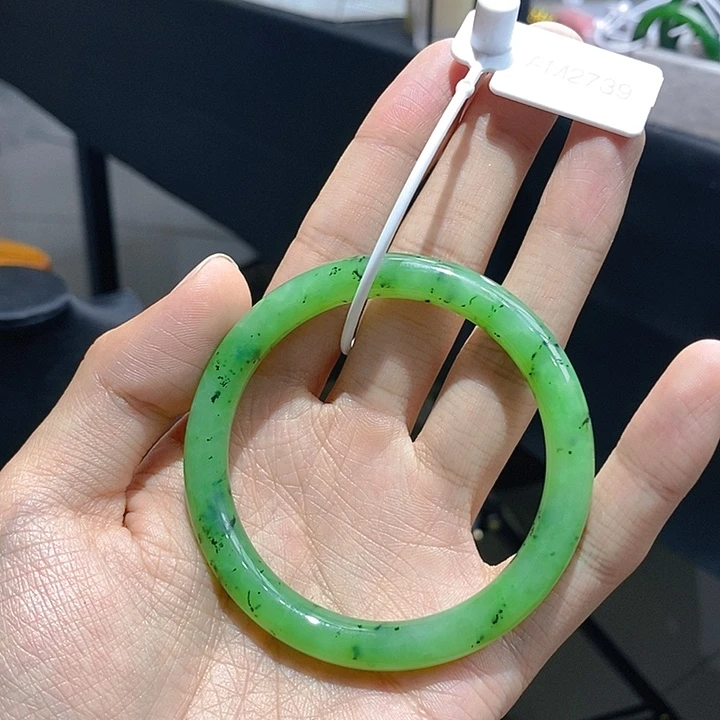 和田玉（碧玉）未镶嵌手镯