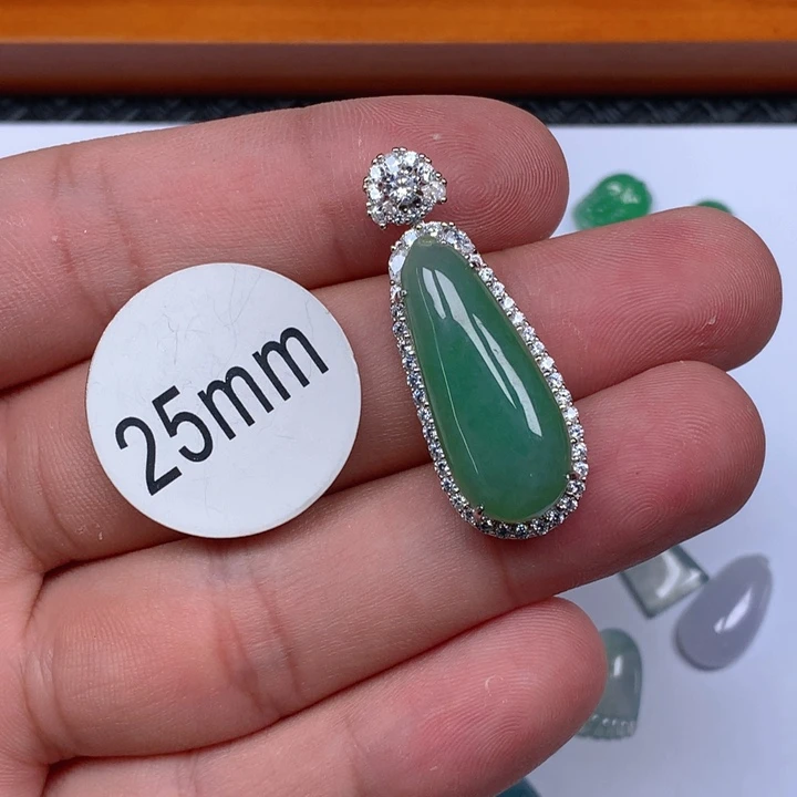 翡翠银S925镶嵌颈饰