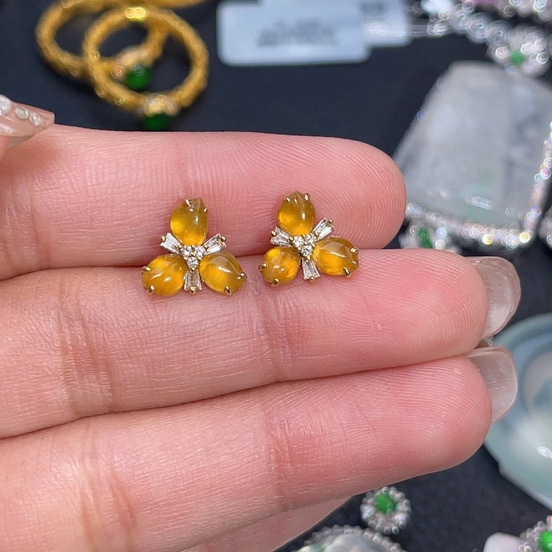 翡翠18K金镶嵌耳饰随形