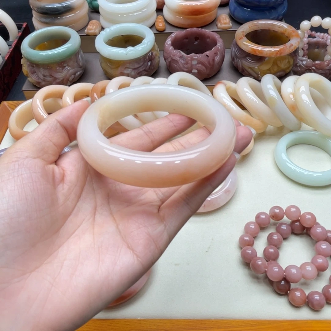 石英岩玉手链合金心*