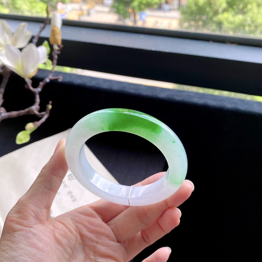 好色珠宝 圈口59缅甸老坑A货冰糯种阳绿正圈女款翡翠手镯