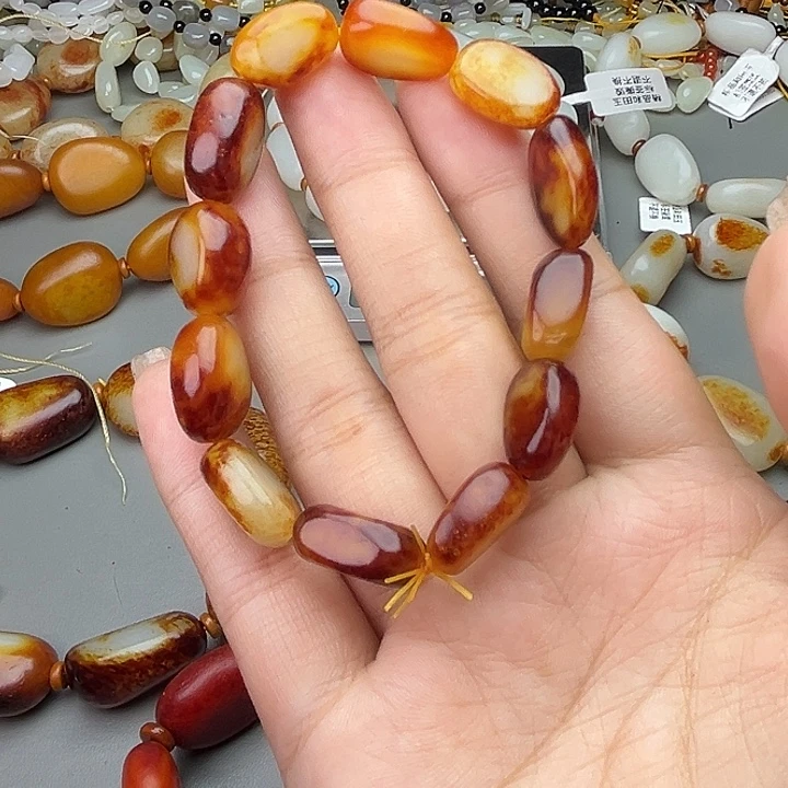 和田玉（糖玉）未镶嵌手链