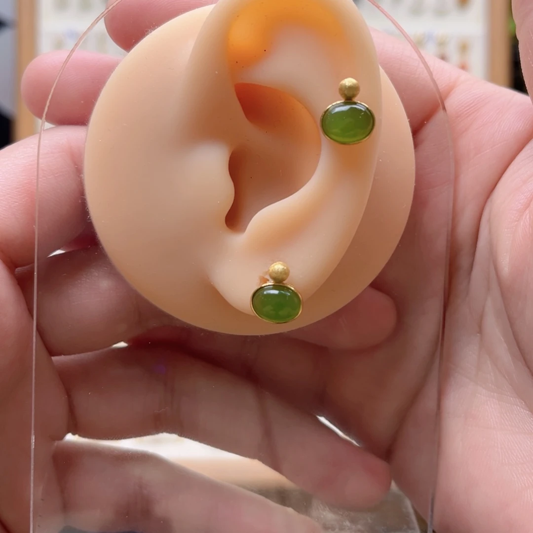 和田玉银S925镶嵌耳饰