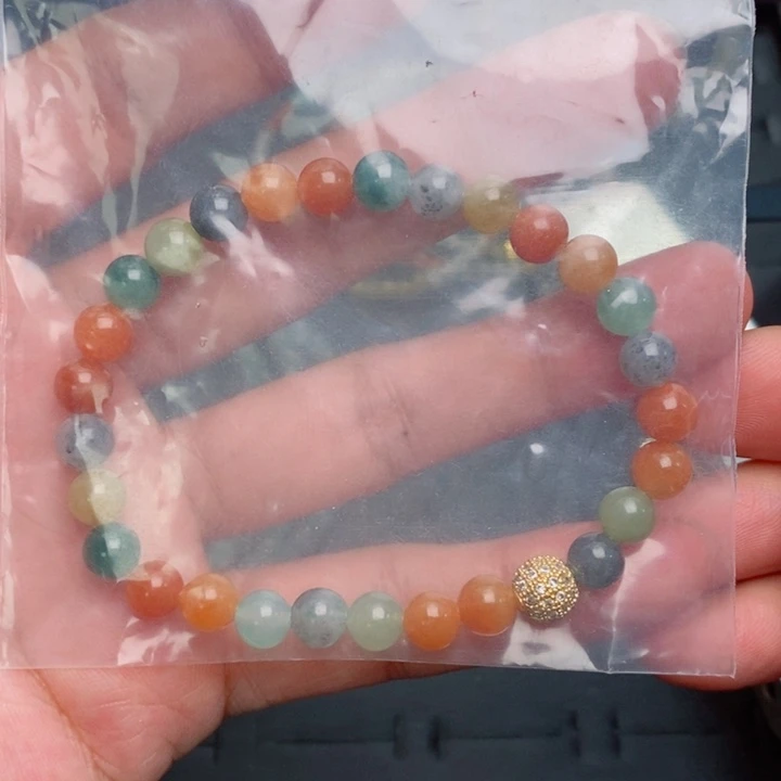 定制翡翠未镶嵌怎*滴手链