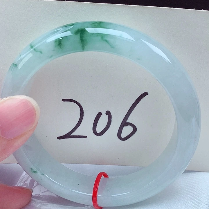 翡翠未镶嵌手镯翡翠