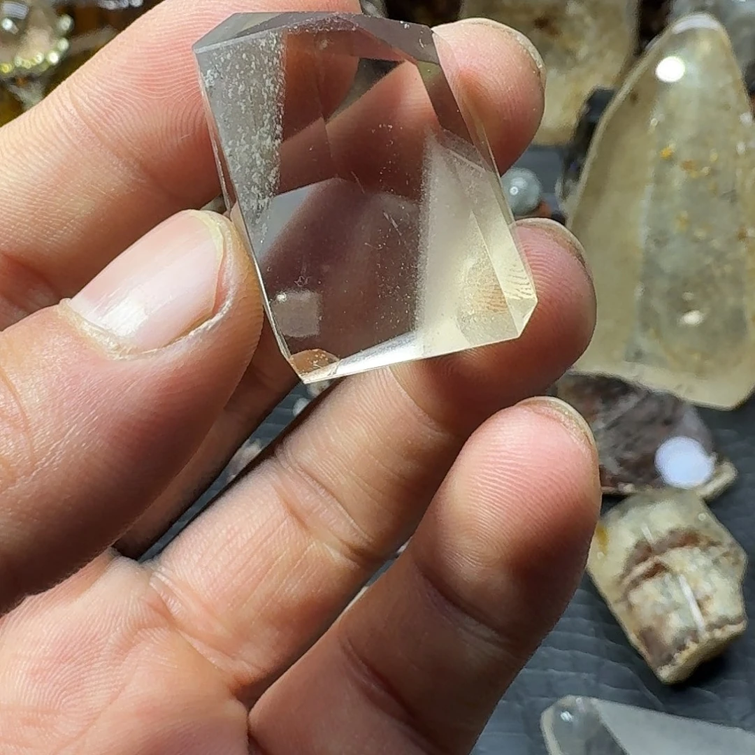 水晶未镶嵌珠宝半成品