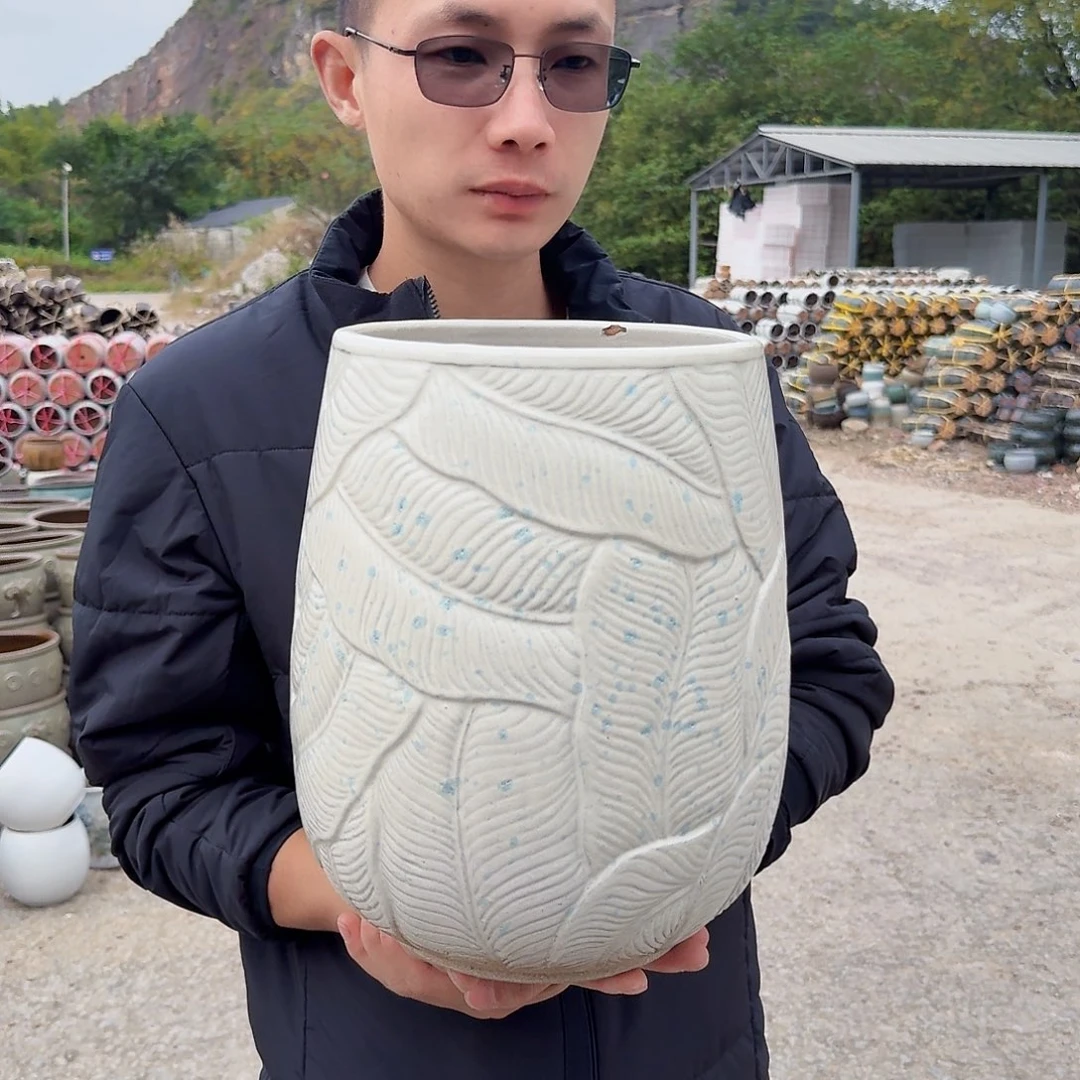 紫砂花盆口21高30（一个芭蕉叶白色