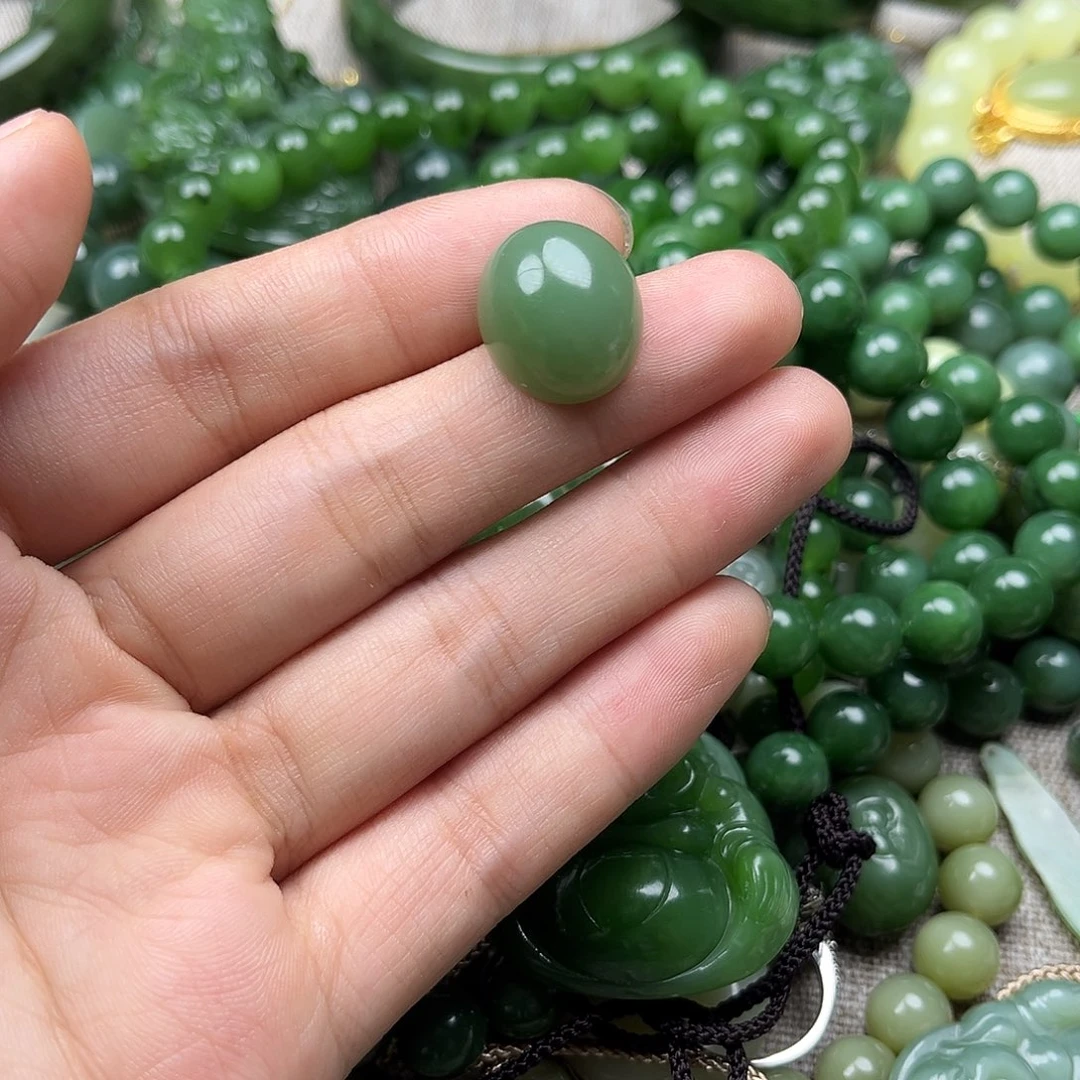 和田玉（碧玉）未镶嵌颈饰