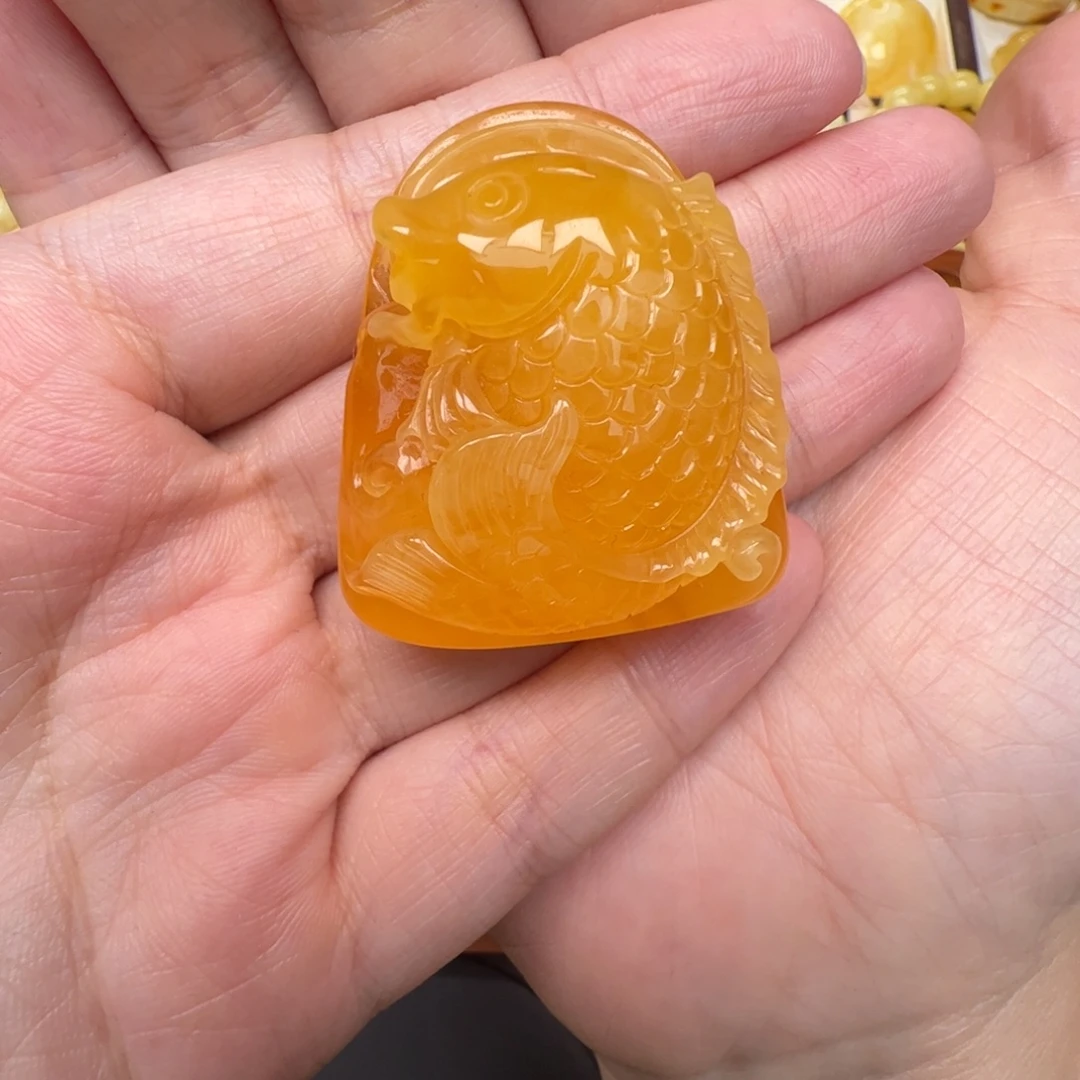 裸石蜜蜡未镶嵌蜜蜡