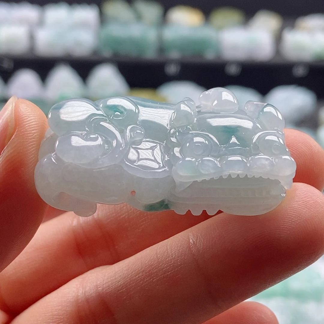 颈饰未镶嵌翡翠翡翠貔貅