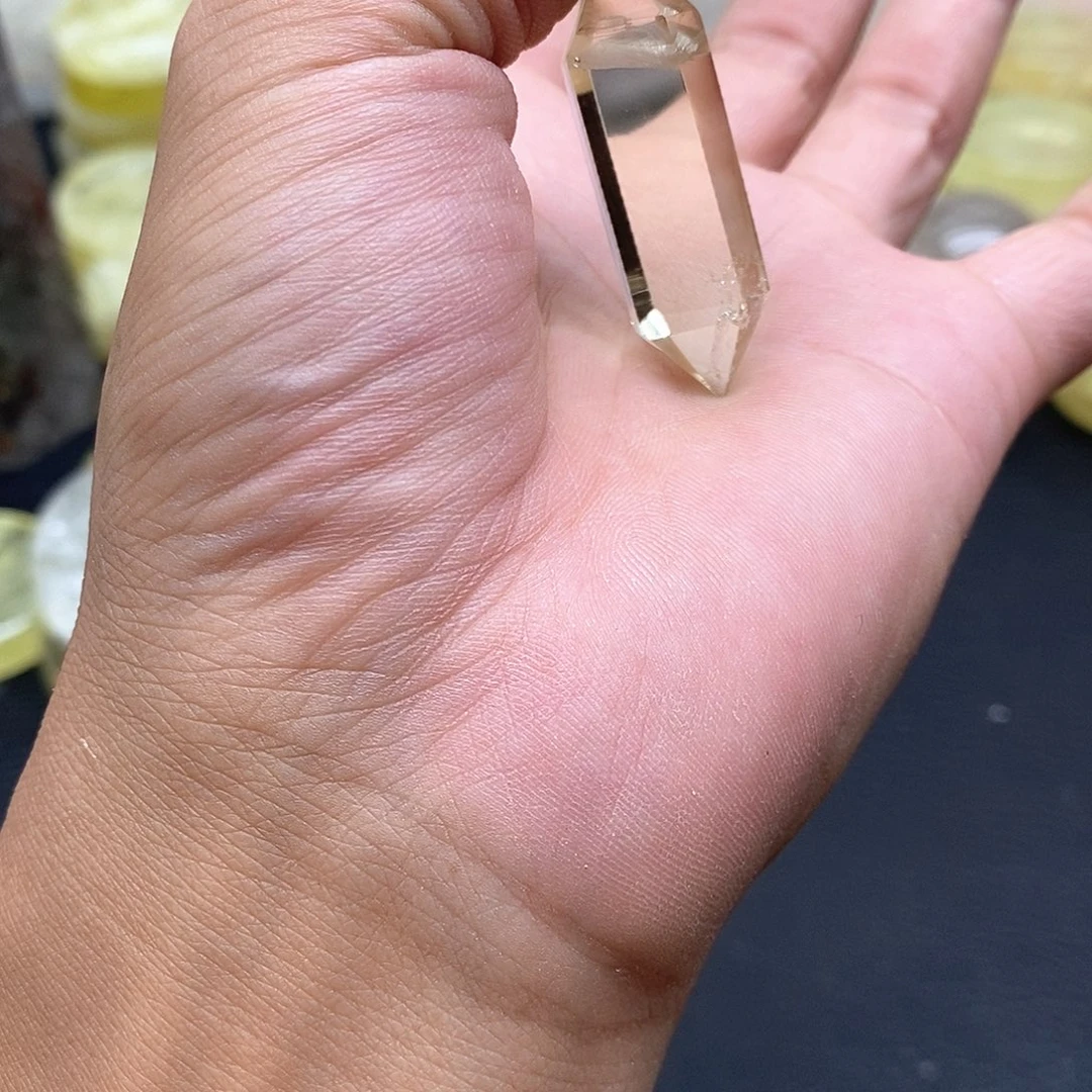 未镶嵌珠宝半成品水晶95水晶石