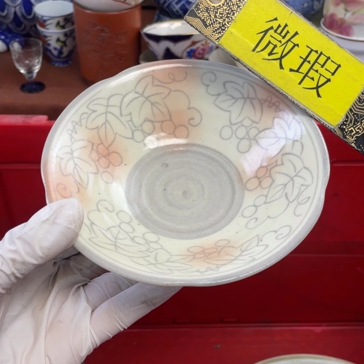 他家瓷器真美…开播了