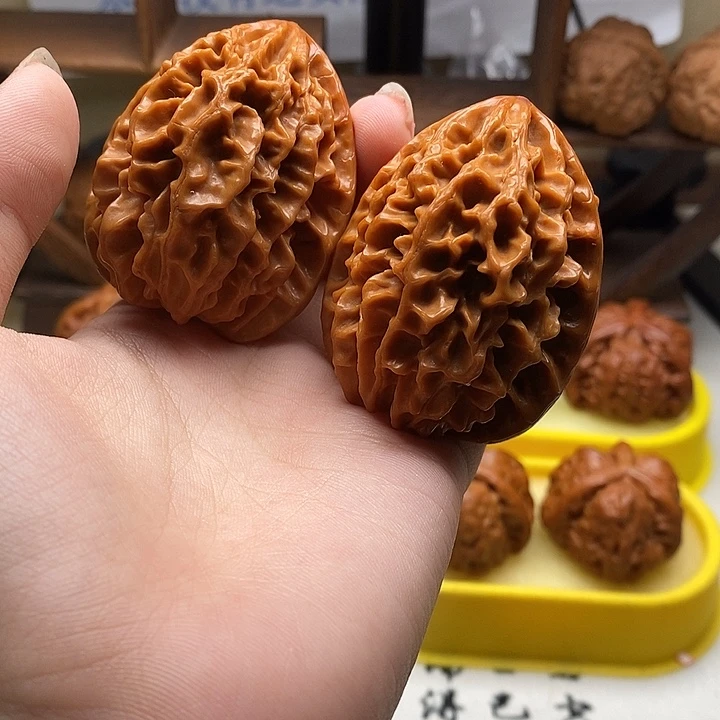 w***d文玩核桃吊坠核桃