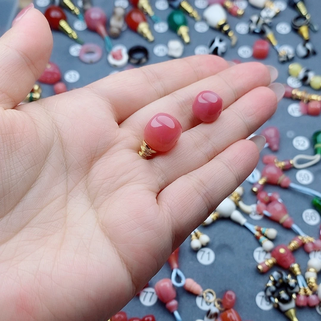 张***呼未镶嵌饰品玛瑙/玉髓
