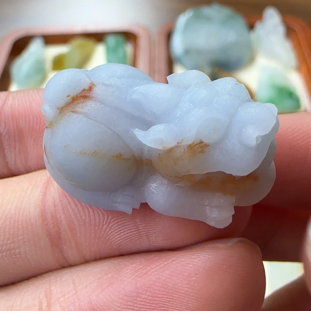 定制翡翠未镶嵌貔貅