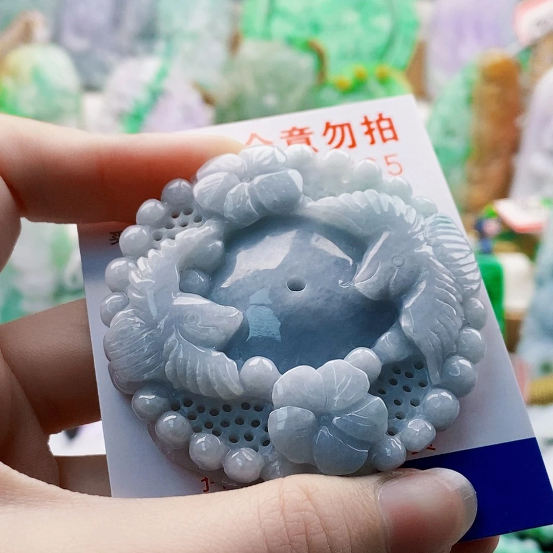 吊坠(不含链)未镶嵌翡翠